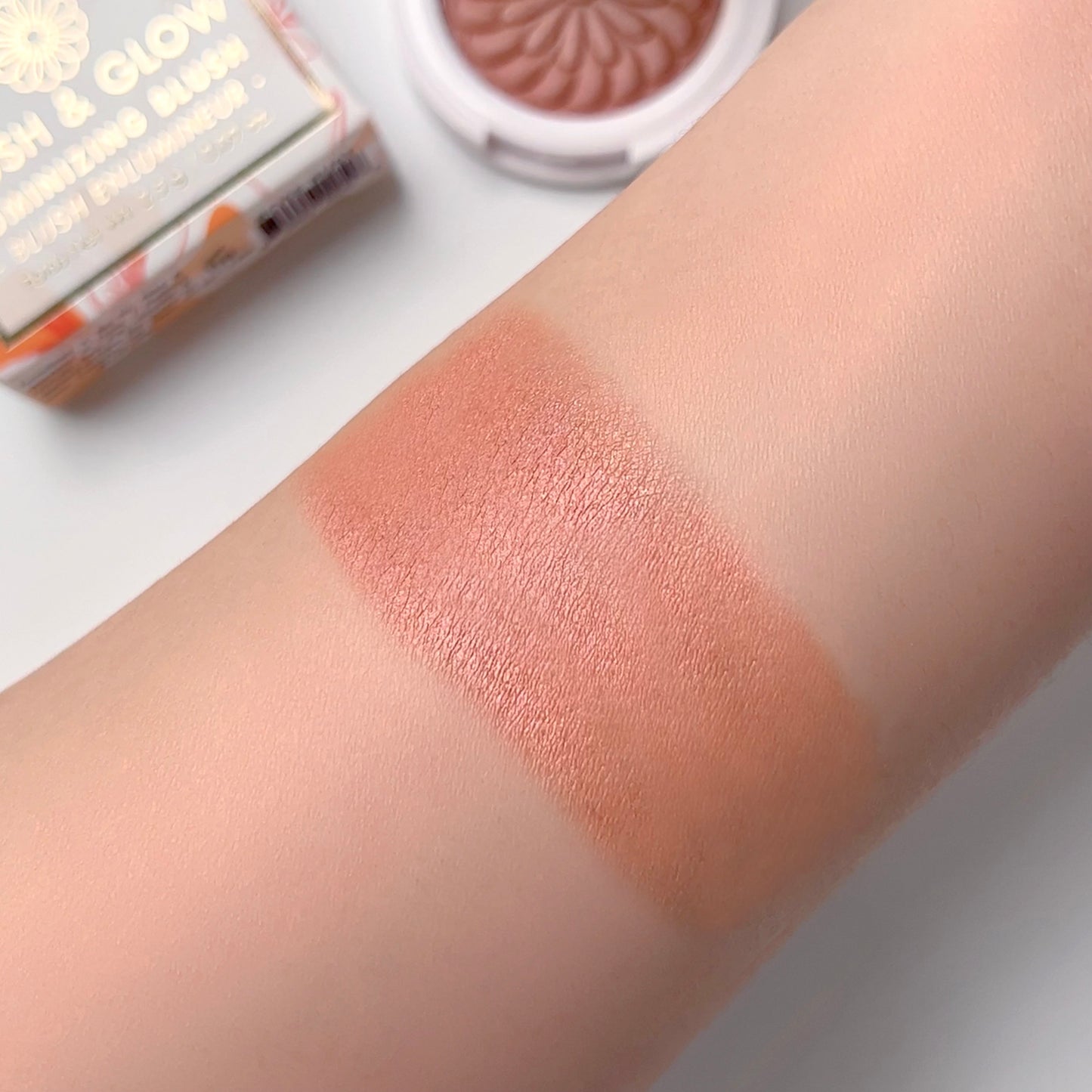 Blush & Glow - Luminizing Blush