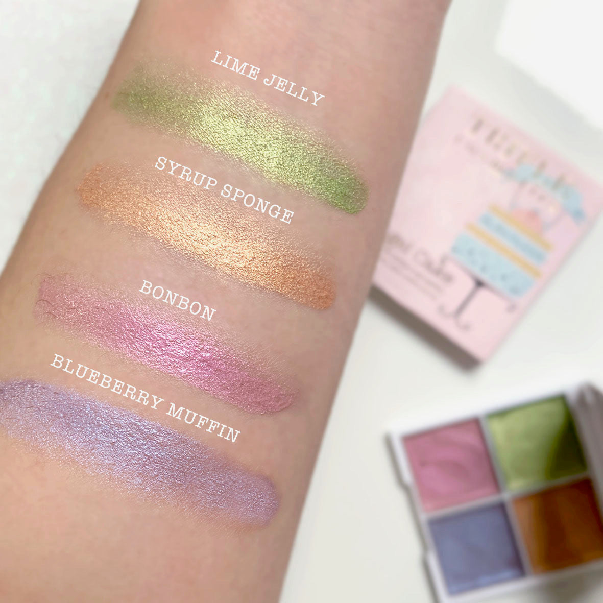 Angel Cake - Divine Glow-Enhancing Palette