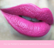 Load image into Gallery viewer, Lip Parfait
